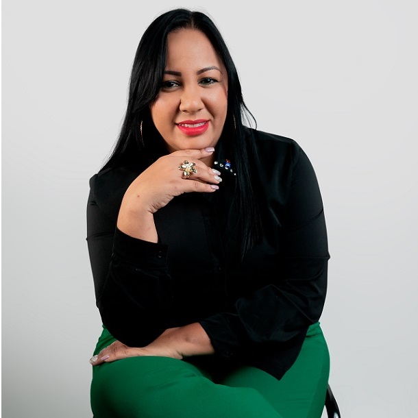 CHYNTIA ESCALONA
